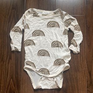 SpearmintLove Bodysuit/Onesie Rainbow